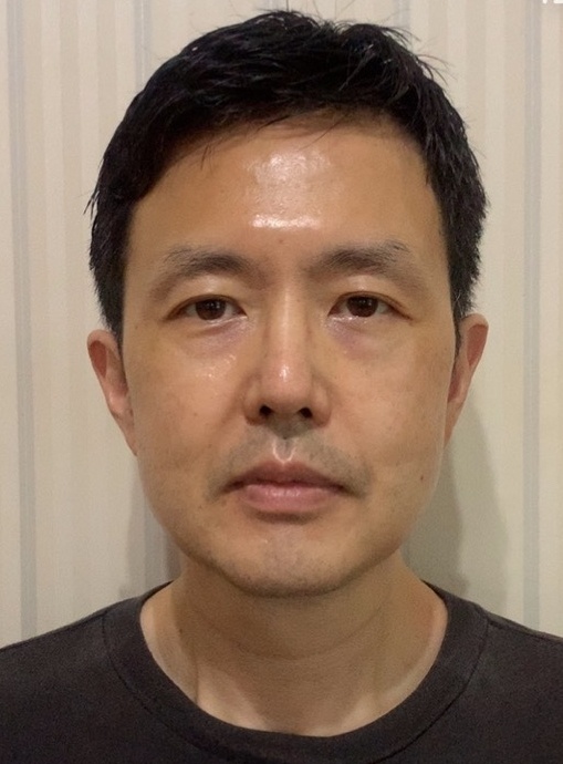 김형건 사진